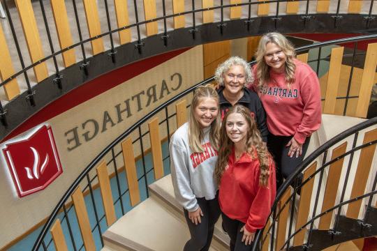 Three generations of students from the same family are attending Carthage College in 出赛, Wis...